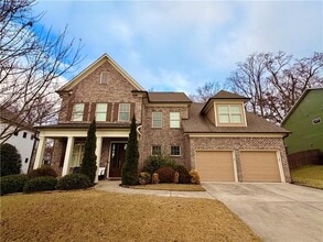 Building Photo - 512 Edgewater Dr