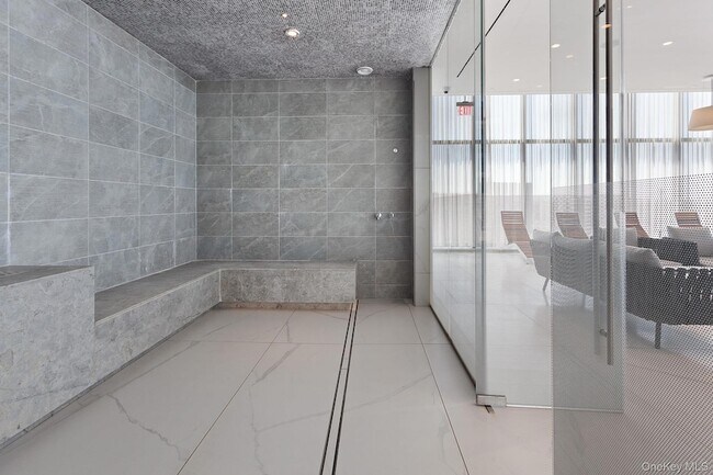 Building Photo - 131-03 40th Rd