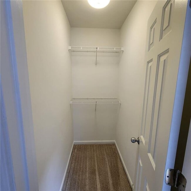 Building Photo - 687 Bonaventure Ave NE