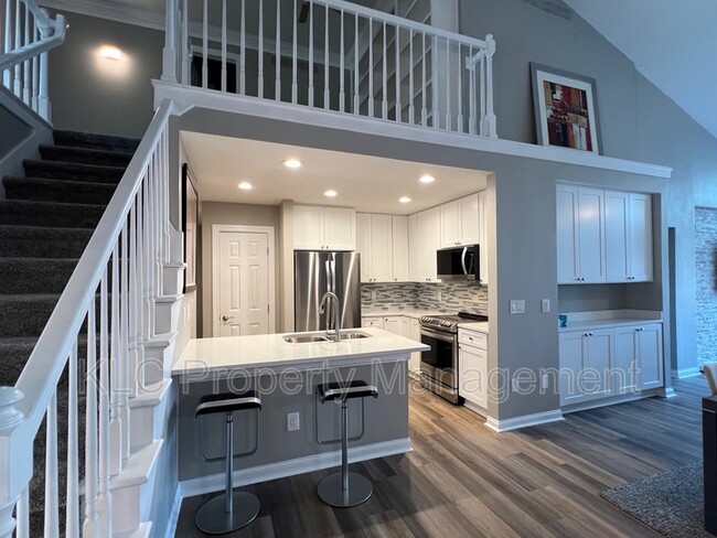 Building Photo - 5978 EP True Pkwy