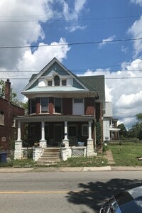 Building Photo - 1224 Niagara St