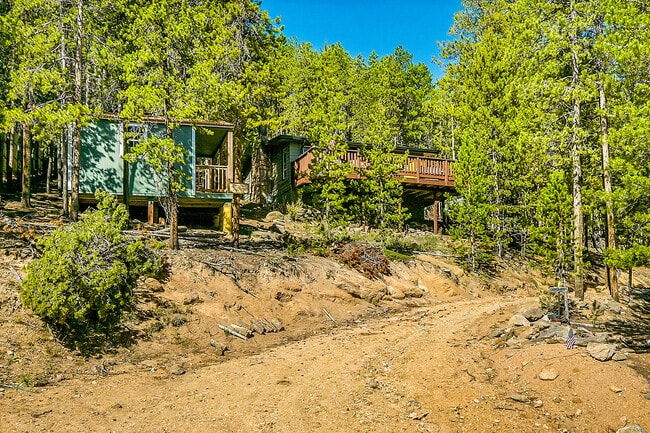 Building Photo - 185 Sioux Trail