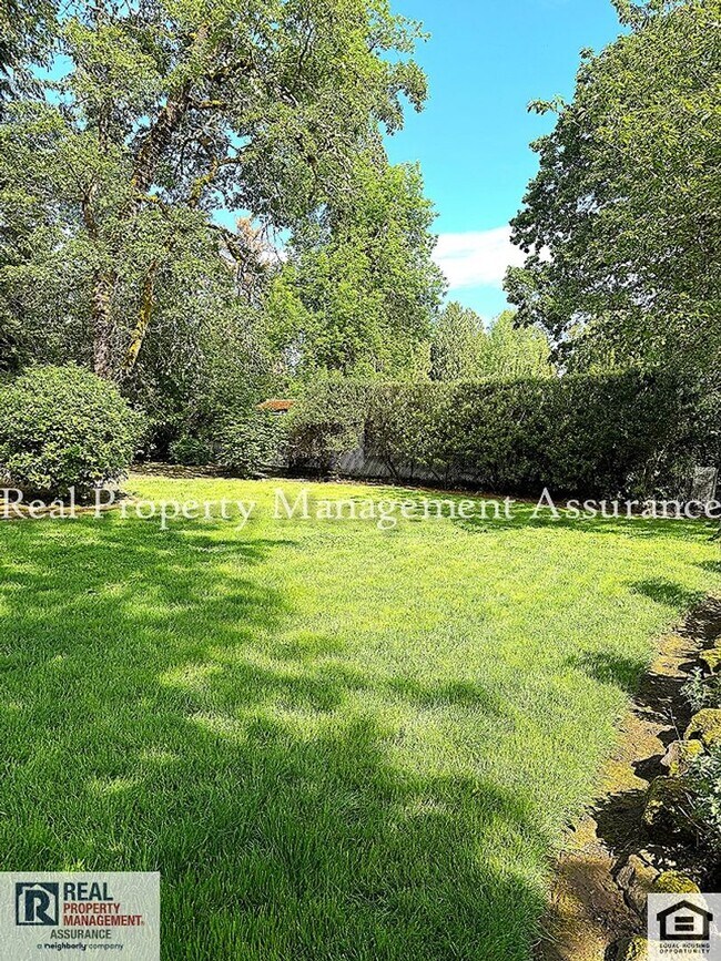 Building Photo - 3260 Arbor Dr