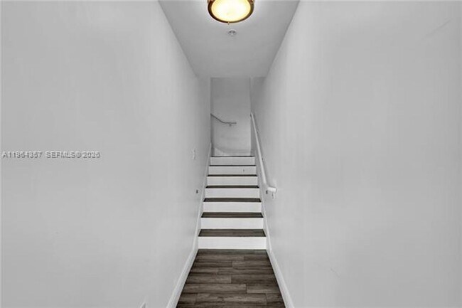 Building Photo - 400 Sunny Isles Blvd