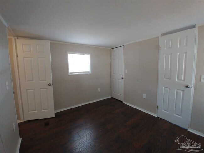 Building Photo - 2821 Hillcrest Ave