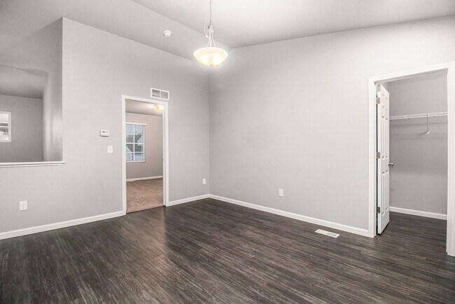 Building Photo - Comfortable and inviting space for you and...