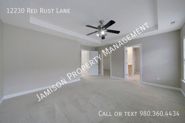 Building Photo - 12230 Red Rust Ln