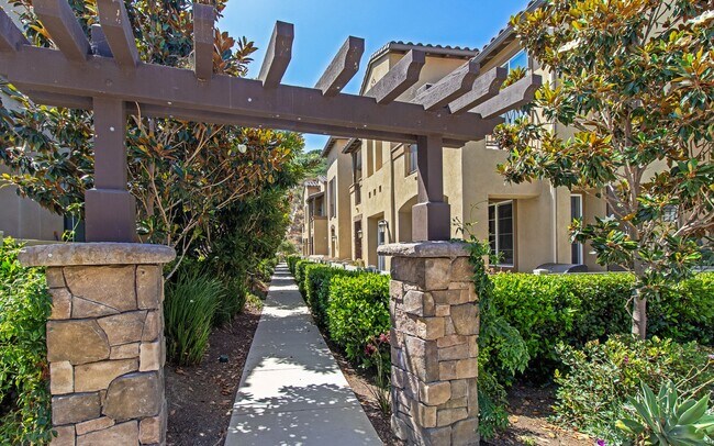 Building Photo - 3138 Asto Pl