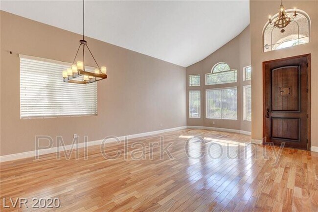 Building Photo - 2770 Sweet Willow Ln