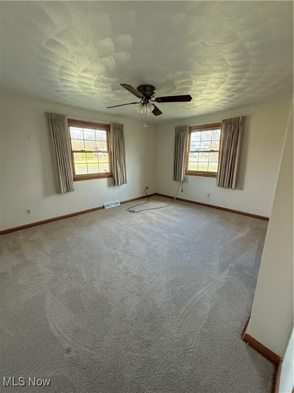 Building Photo - 964 Country Club Dr