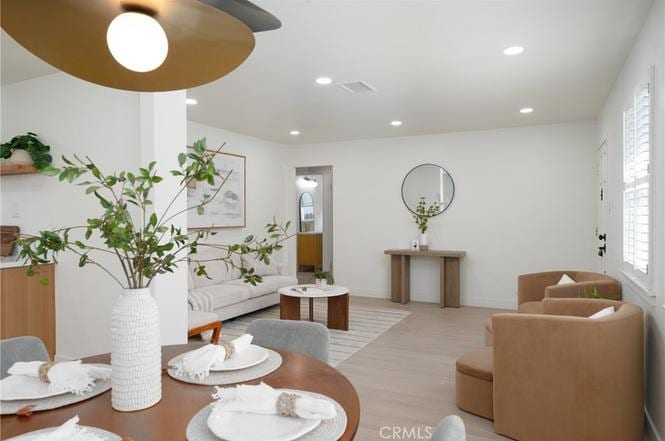 Building Photo - 13203 Lakewood Blvd