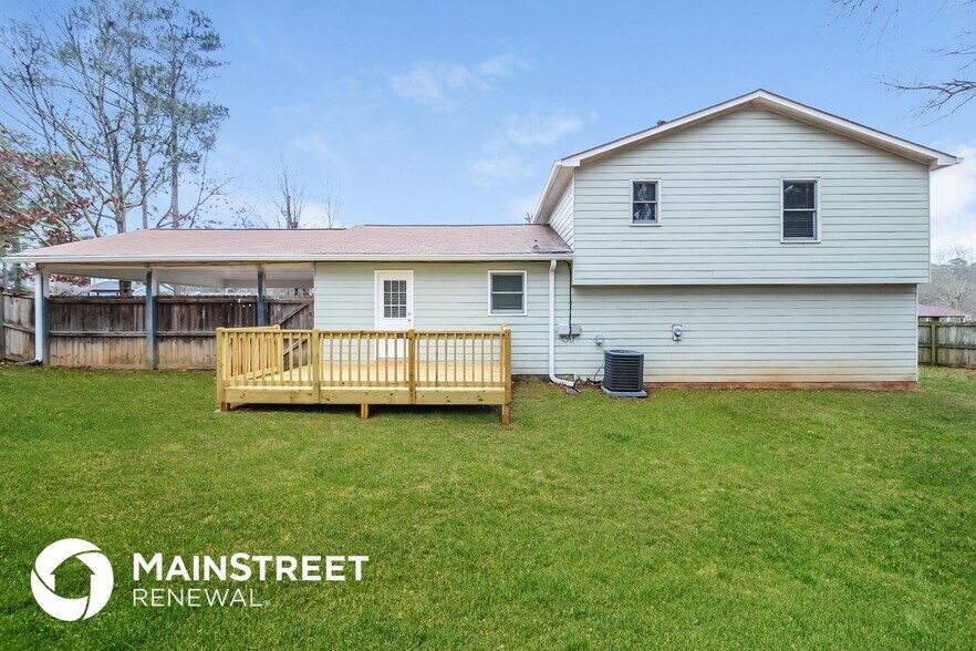 Building Photo - 784 Marthas Dr