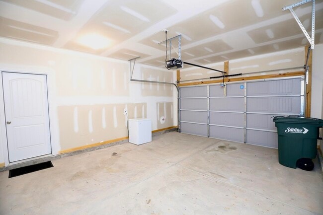 Building Photo - 1854 Gabriel Ln