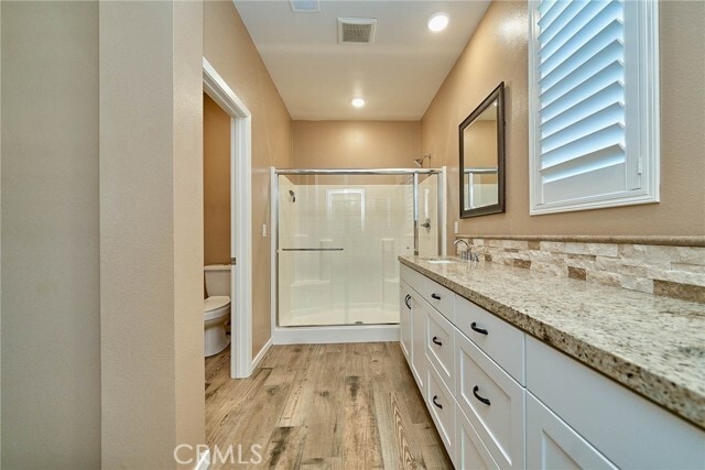 Building Photo - 35879 Landon Ln