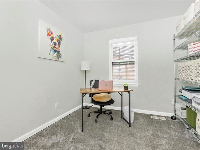 Building Photo - 11349 Appledowre Way