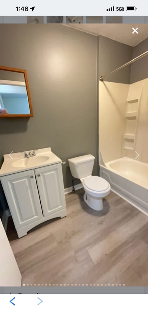 Building Photo - 611 Stewart Ave SE