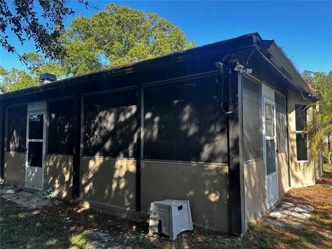Building Photo - 3701 Parkway Blvd