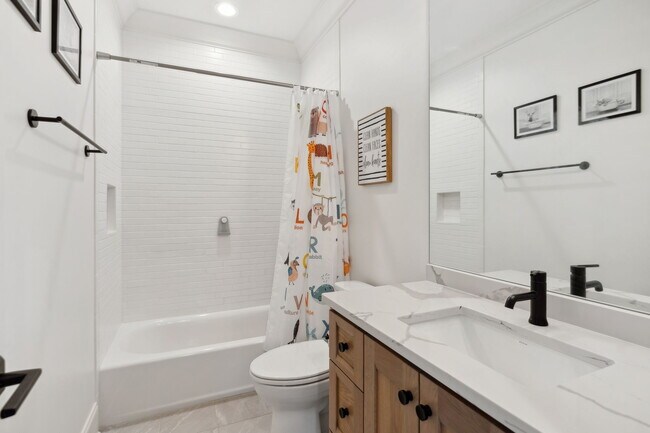 Building Photo - 8681 Belladonna Dr