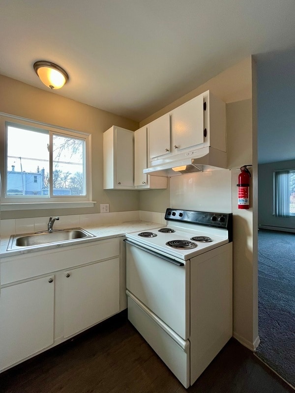 Building Photo - 1213 Sycamore St