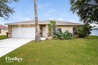 Building Photo - 3726 6th St W