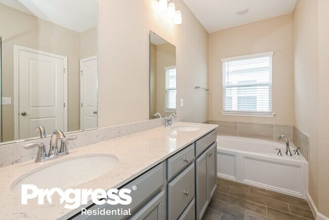 Building Photo - 9853 Lemon Balm Wy