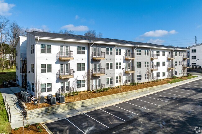 Building Photo - 170 Emery Ave NW