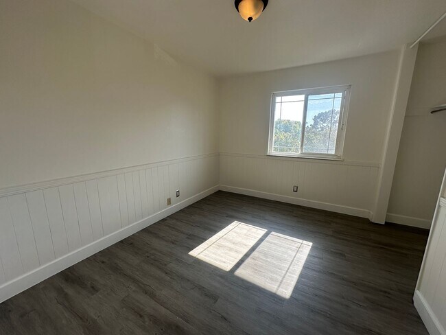 Building Photo - 106 Gill Way