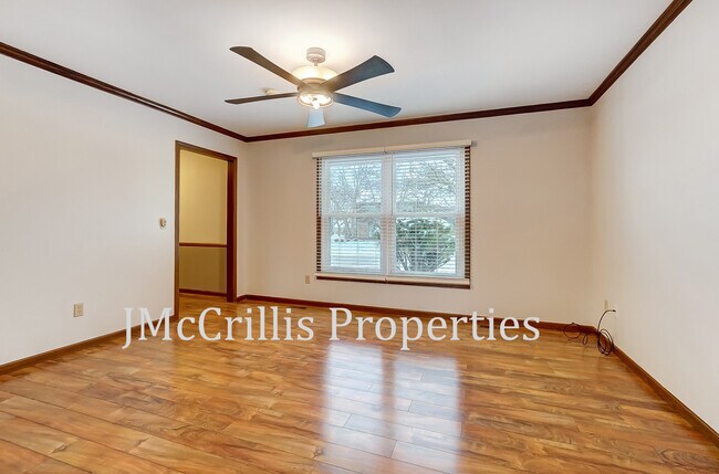 Building Photo - 9034 Dunmore Ln