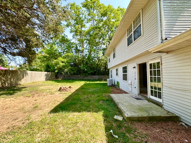 Building Photo - 78 Cedarbrook Ln