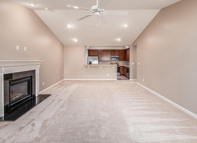 Building Photo - 6985 Kinsale Ln