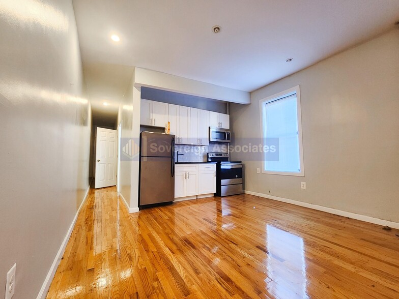 Primary Photo - 148 W 142nd St