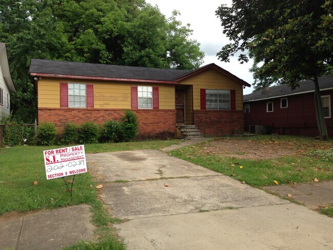 Primary Photo - 2613 12th Ave N