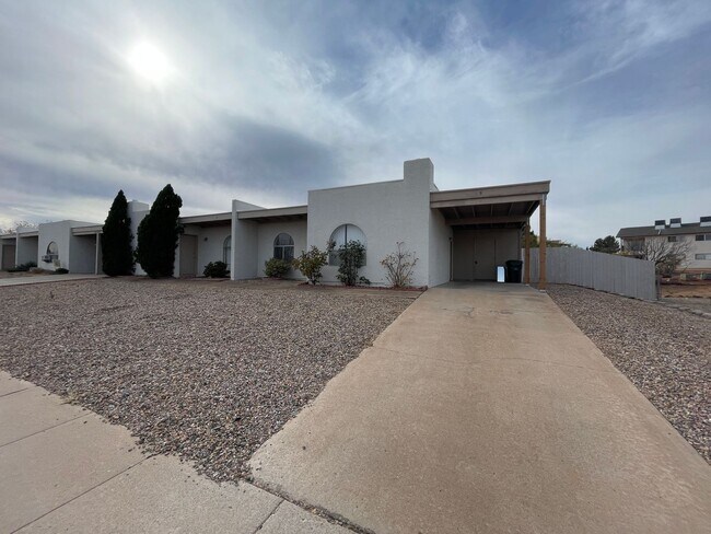 Primary Photo - Plaza Oro Loma Fourplex