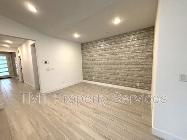 Building Photo - 12256 Alamosa Dr