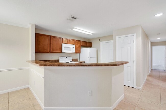 Building Photo - 7323 Snowden Rd