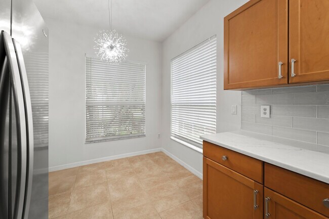 Building Photo - 9588 SW Flowermound Cir