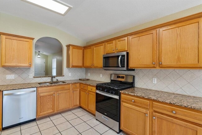 Building Photo - 14609 Ballycastle Trail