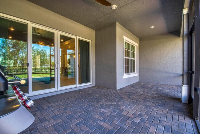 Building Photo - 19017 Fly Rod Run