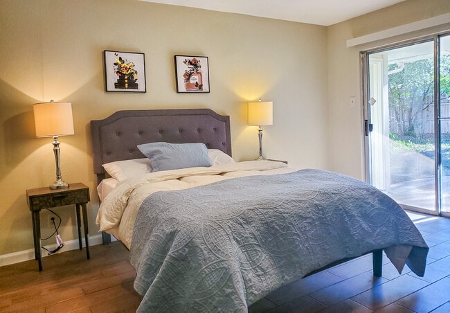 Building Photo - 2149 Lotus Blossom St