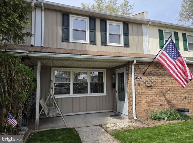 Building Photo - 159 Forsythia Ct