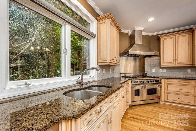 Building Photo - 112 Cedar Bluff Ln