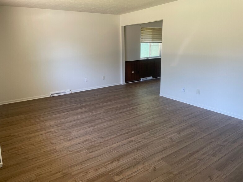 Living Room view to Dining Room - 4406 Larkdale Drive