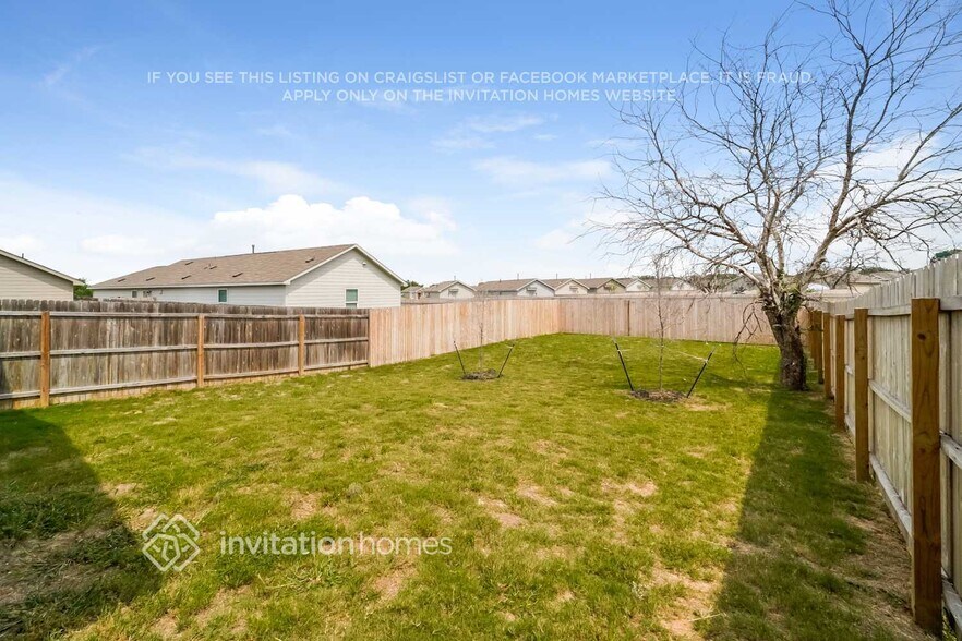 Building Photo - 7326 Plata Cir