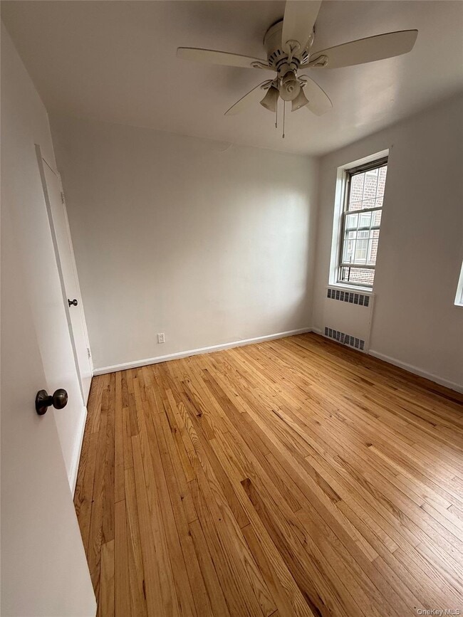 Building Photo - 770 Bronx River Rd