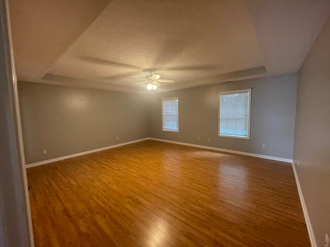 Building Photo - 1432 Trillium Ln