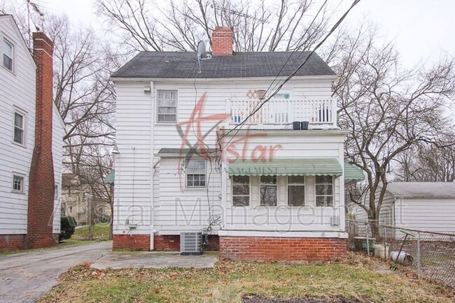 Building Photo - 3801 Woodridge Rd