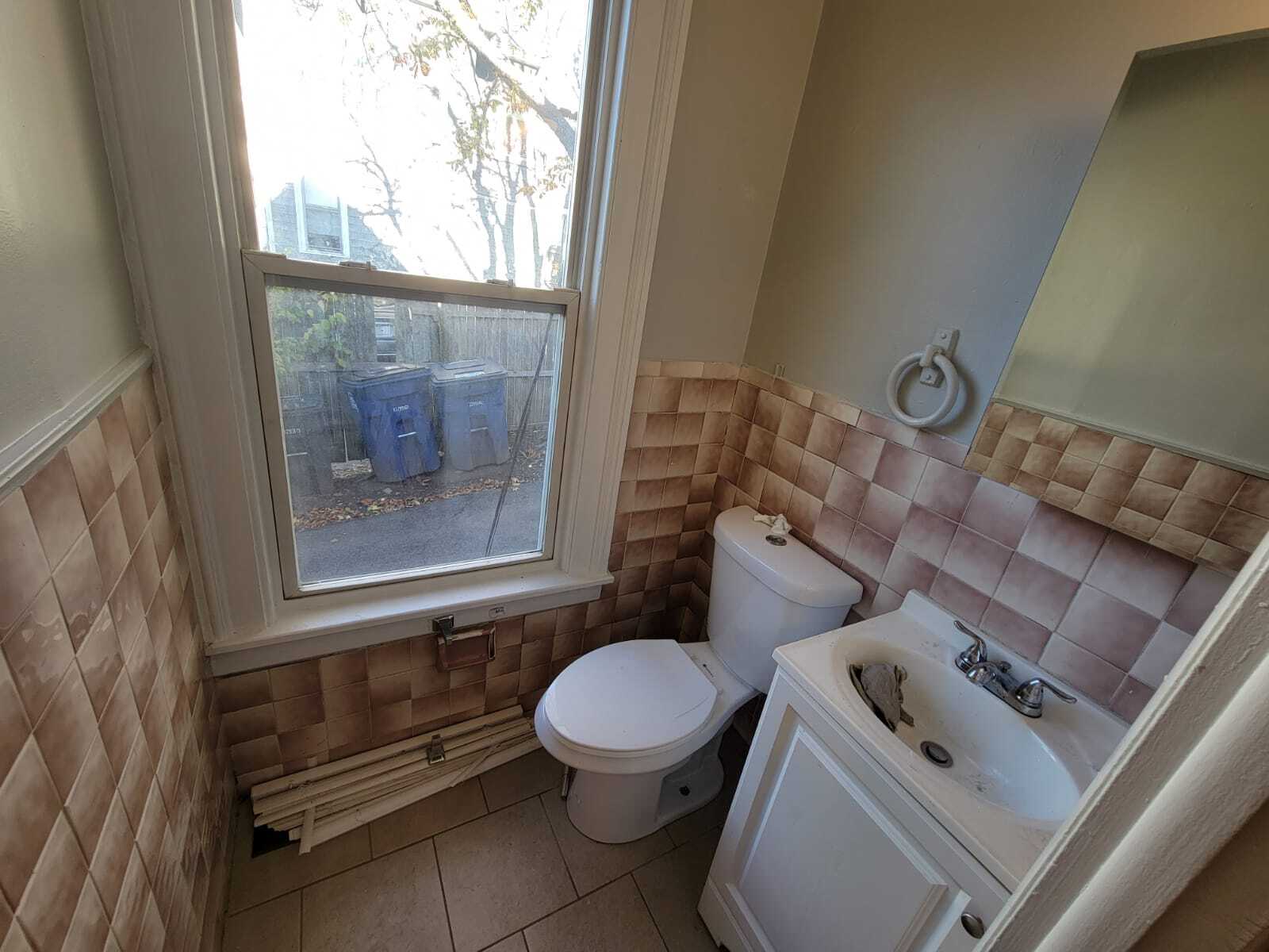 Building Photo - 505 Quinnipiac Ave