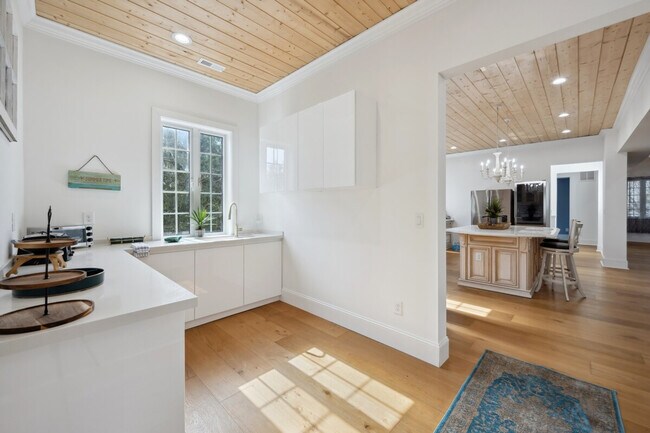 Building Photo - 509 Debordieu Blvd