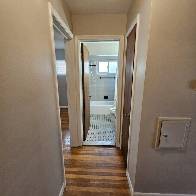 Building Photo - 3BR / 2BA Home in St. Clair Shores w/ Finished Basement, 3-Season Room & 2-Car Garage