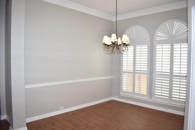 Building Photo - 208 Silver Oak Dr